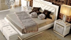 Các tính năng của sự lựa chọn của pouf trong phòng ngủ