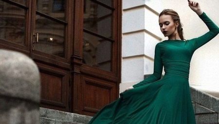 Dresses with long sleeves - for a discreet look