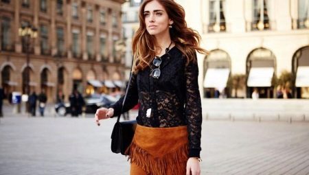 Mga suede skirt