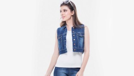 Denim vests at walang manggas