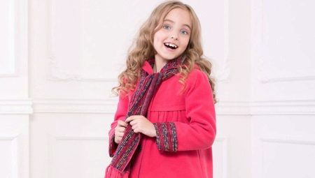 Coat para sa mga dalagita