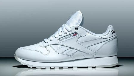 รองเท้าผ้าใบ Reebok White