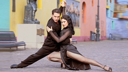 Mga sapatos para sa Latin