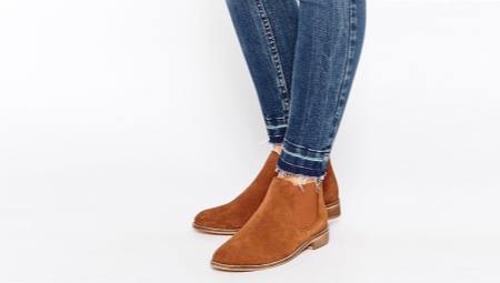 Ankle boots