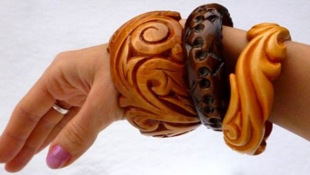 Vòng tay gỗ