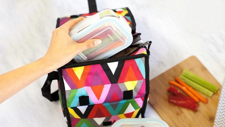 กระเป๋าเก็บความเย็นและกระเป๋าเก็บความเย็นแบบ DIY