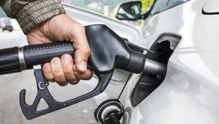 Làm thế nào để giặt nhiên liệu diesel từ quần áo ở nhà?