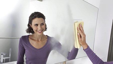 Làm thế nào để rửa gương mà không nhuộm?