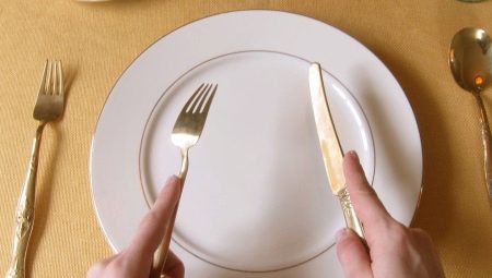 Làm thế nào để giữ phích cắm?