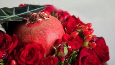 Đám cưới nào được tổ chức sau 19 năm kết hôn?