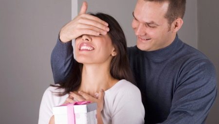 Chọn quà gì cho kỷ niệm ngày cưới?