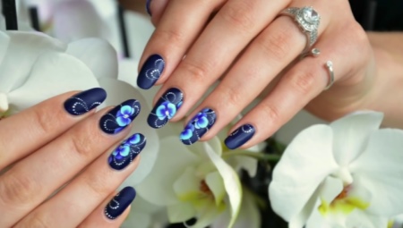 Mga orchid ng kuko: mga ideya ng manikyur at mga uso sa fashion