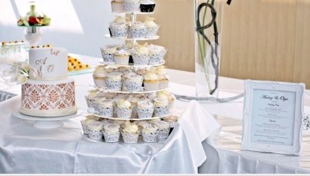 เค้กแต่งงาน Cupcake: แนวคิดดั้งเดิมและเคล็ดลับสำหรับการเลือก