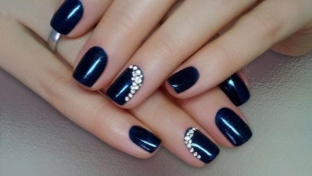 King-nail: คุณสมบัติและการออกแบบทำเล็บดั้งเดิม