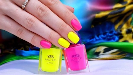 Two-color manicure