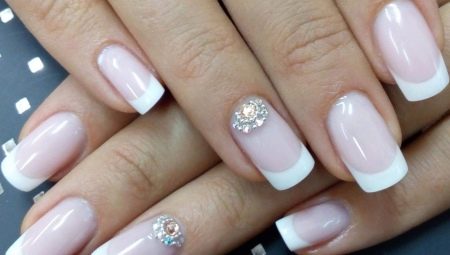 French manicure gel varnish: mula sa mga pagpipilian upang lumikha