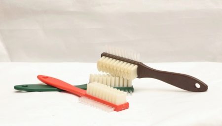 How to choose and use brushes for suede?