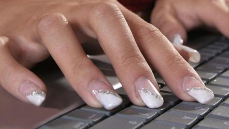 Thiết kế đẹp của móng trắng