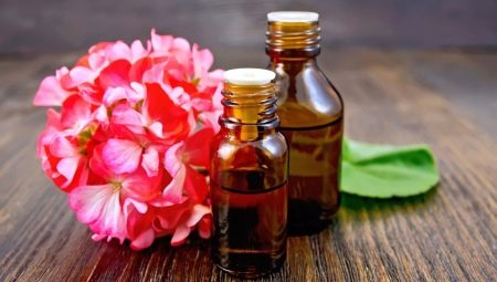 คุณสมบัติที่มีประโยชน์ของน้ำมัน Geranium และเคล็ดลับในการใช้งาน