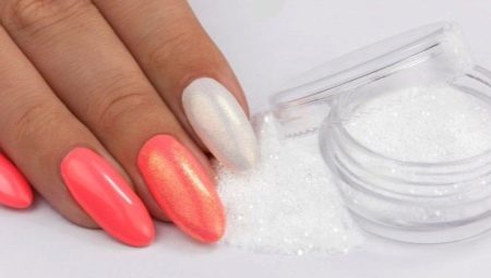 Paano mag-aplay ang kinang sa gel polish?