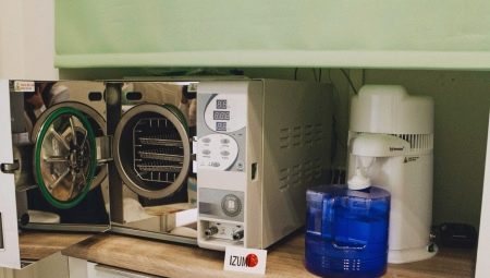 Mga tip para sa pagpili at paggamit ng autoclave para sa mga tool ng manicure