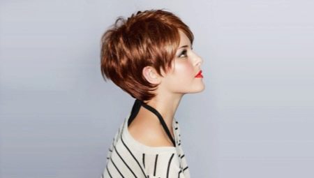 Maikling bob may bangs: mga tampok at varieties