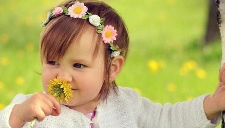 Maganda at hindi pangkaraniwang mga haircuts para sa mga batang babae