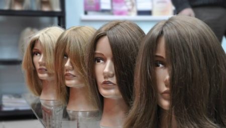 Tóc giả tóc tự nhiên: tính năng, loại và quy tắc chăm sóc