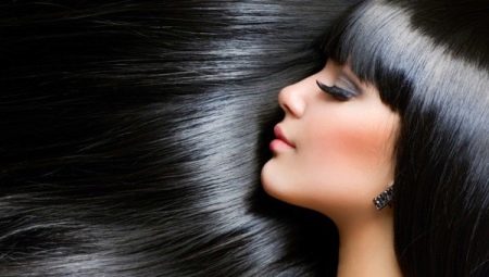 Làm thế nào để rửa sơn đen từ tóc?