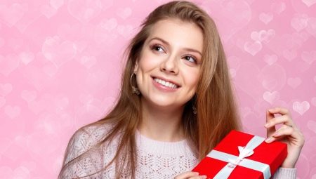 Tặng gì cho một cô gái trong 17 năm?