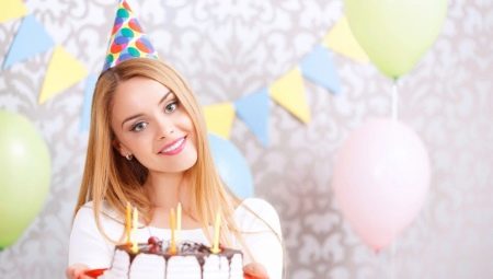 Tặng gì cho một cô gái trong 19 năm?