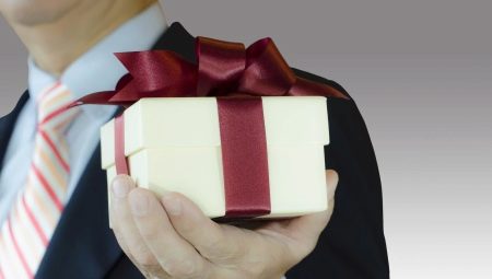 Tặng gì cho sếp vào ngày 23/2?