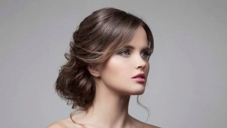 Làm thế nào để tạo kiểu tóc buổi tối bằng tay của chính bạn?