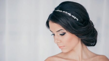 Kiểu tóc cho tóc trung bình: tính năng, lựa chọn, sáng tạo và trang trí