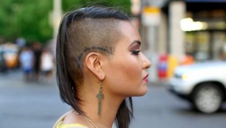 Mga haircuts ng babae na may mga tinitimang templo
