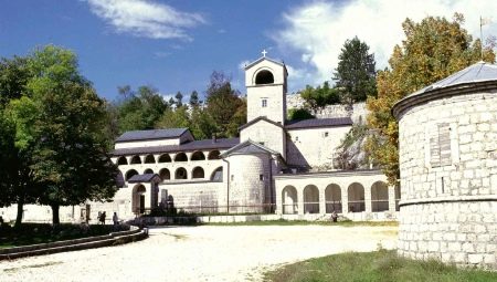Cetinje: kasaysayan, atraksyon, paglalakbay at tirahan