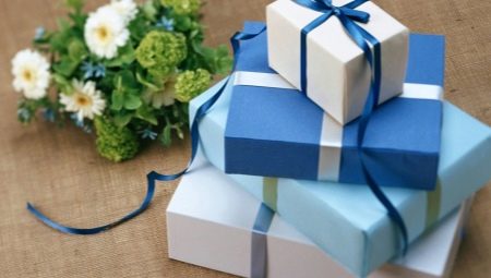 Tặng gì cho ngày kỷ niệm?