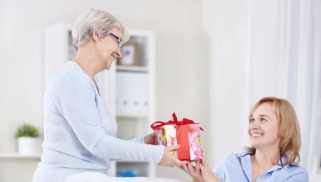 Tặng gì cho cô dâu nhân ngày sinh nhật?
