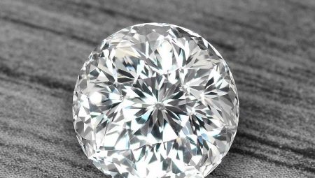 Sapphire: paglalarawan, mga katangian, sino ang angkop?