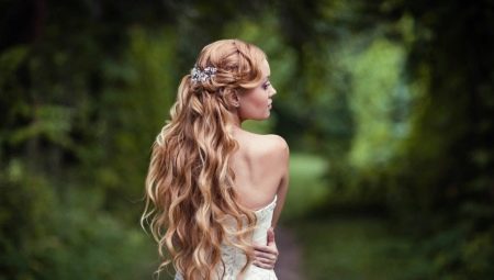 Hairstyles para sa mahabang buhok gamit ang kanilang sariling mga kamay