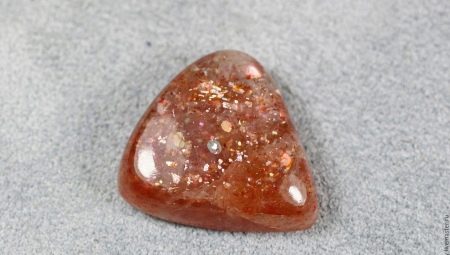 Sun Stone: nó ảnh hưởng đến một người như thế nào và cách chăm sóc anh ta đúng cách?