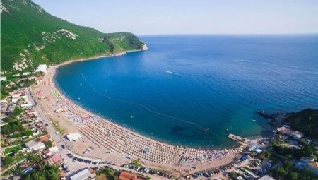 Lahat ng kailangan mong malaman tungkol sa nayon ng Chan sa Montenegro