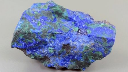 Azurmalahite: nó trông như thế nào và nó được áp dụng ở đâu?