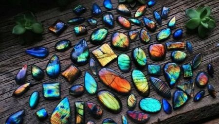 Labradorite: tính năng và tính chất