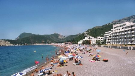 Mga tampok ng panahon at holiday sa Montenegro noong Hulyo