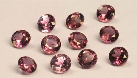 Rhodolite: nó là gì, giống và tính chất