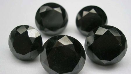 Các loại và sử dụng đá đen