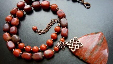 Tất cả về jasper đỏ