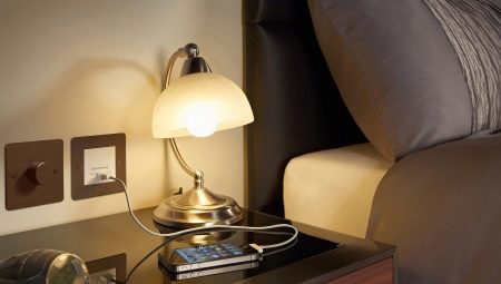 Làm thế nào để đặt đúng vị trí ổ cắm trong phòng ngủ?