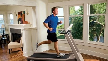 Thiết bị và sắc thái của máy chạy bộ sửa chữa